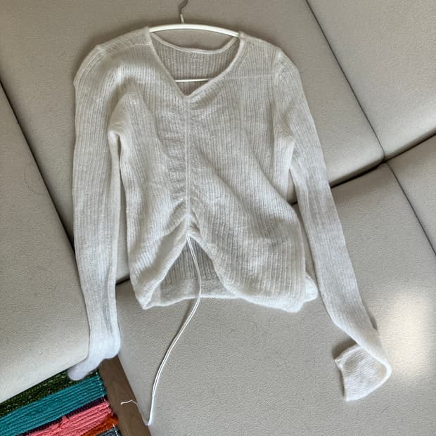 세실리아반센 ussi 모헤어 니트 화이트