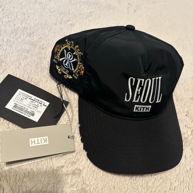 키스 서울 스냅백 kith