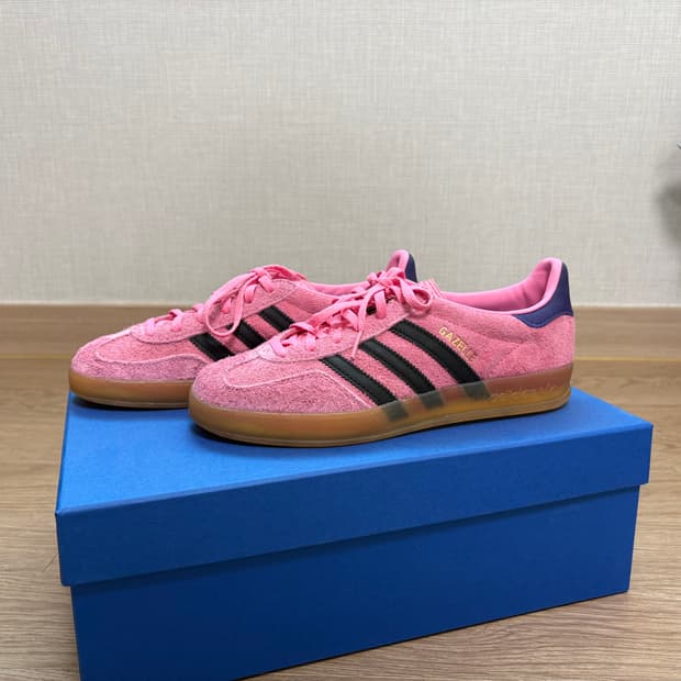 아디다스 가젤 인도어 핑크
