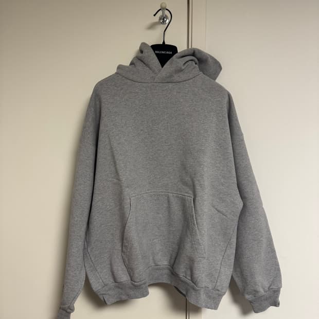 [M] BALENCIAGA 가드로브 그레이&실버 후디
