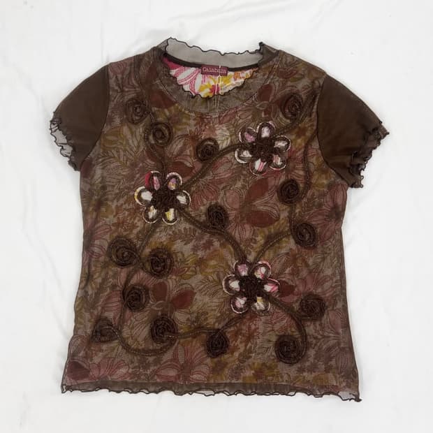 flower T