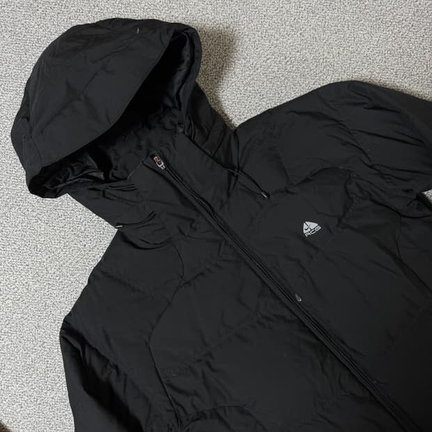 나이키 ACG 패딩 M
