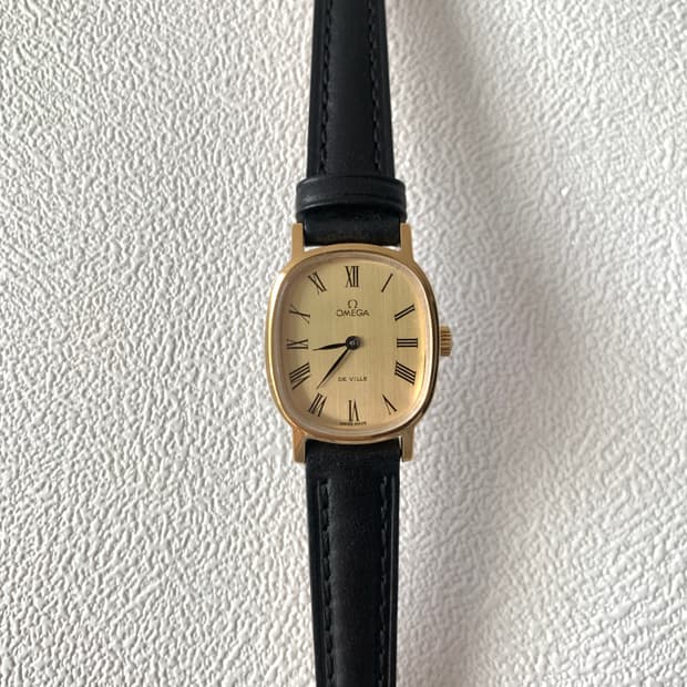 vintage De vile Manual watch