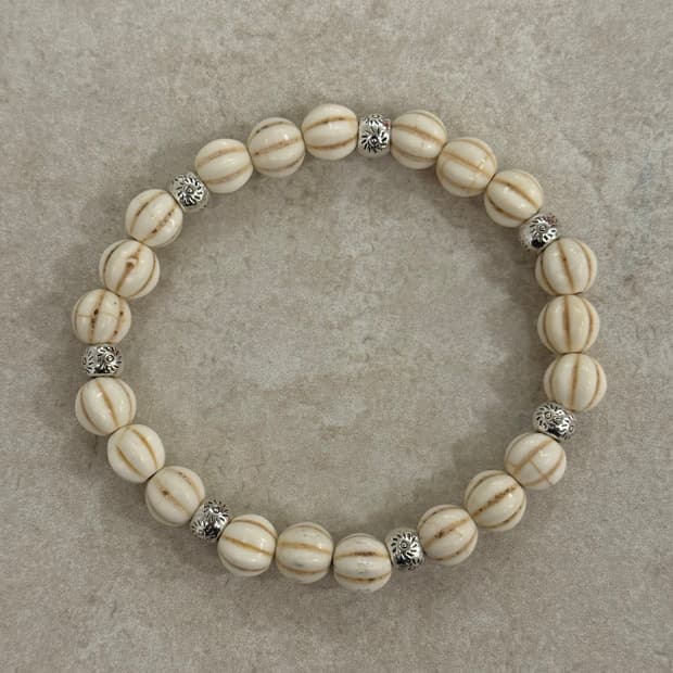 산호 비즈 실버 포인트 팔찌