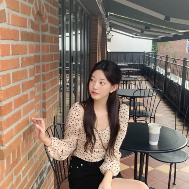 제니오 러블리 도트 블라우스 베이지 m zaenio