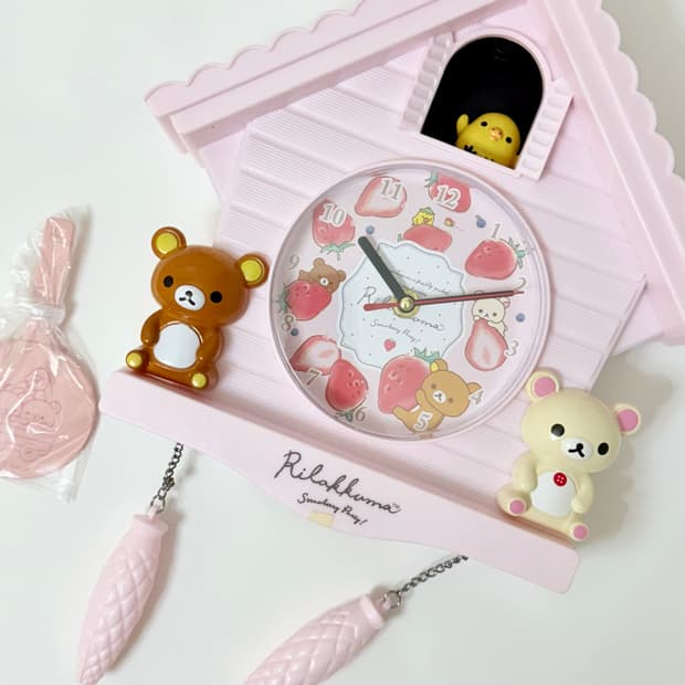 리락쿠마 스트로베리 파티 벽시계