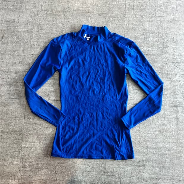 언더아머 기능성 모크넥 폴라티셔츠