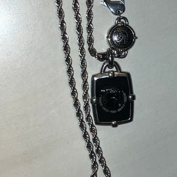 디젤 only the brave 목걸이 실버