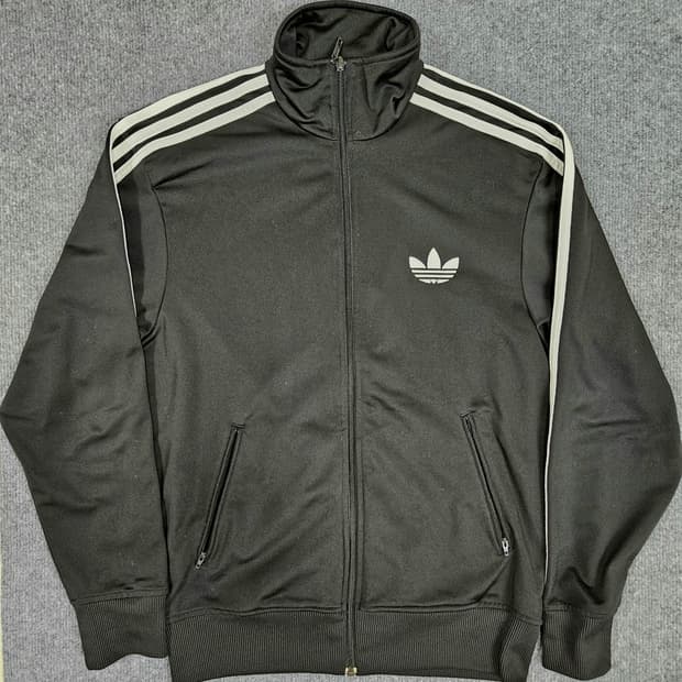 아디다스 파이어버드 져지 블랙 오버핏 (급처)