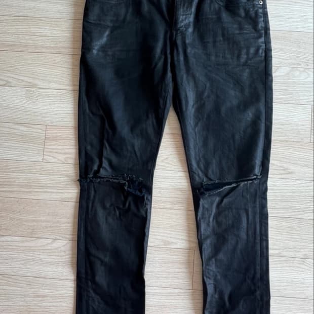 생로랑 블랙 코팅진 32사이즈