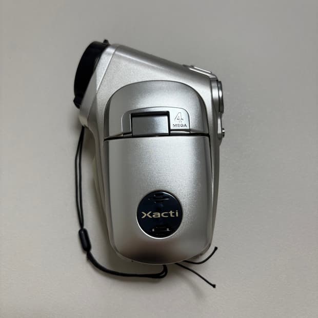 산요 작티 Sanyo Xacti DMX-C4