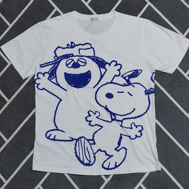 [정품] 스누피&올라프 빅 프린트 화이트 티셔츠 (L사이즈)