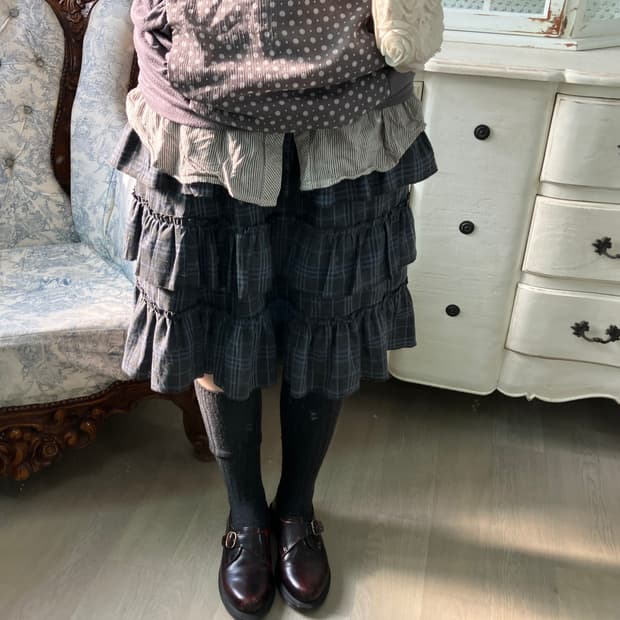 빈티지 체크 프릴 캉캉 미디스커트