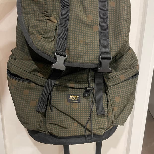 칼하트 백팩