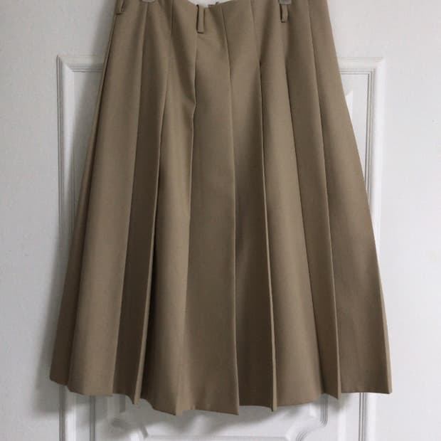 [MOONSUN]Low Rise Pleats Skirt / Beige