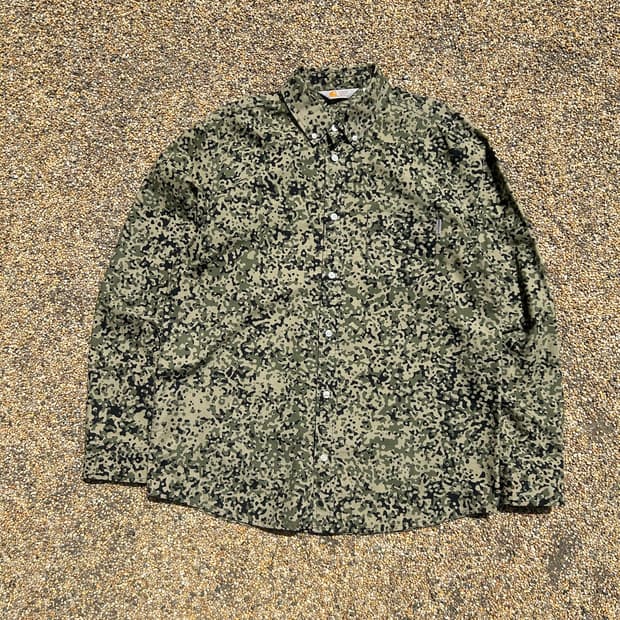 칼하트(Carhartt) 카모폴라쥬 셔츠