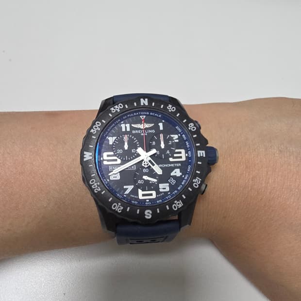 브라이틀링 인듀어런스 프로44 팝니다