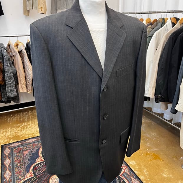 조르지오 아르마니 스트라이프 테일러드 자켓 블랙