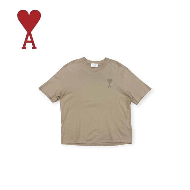 아미 스몰로고 베이지 반팔 티셔츠