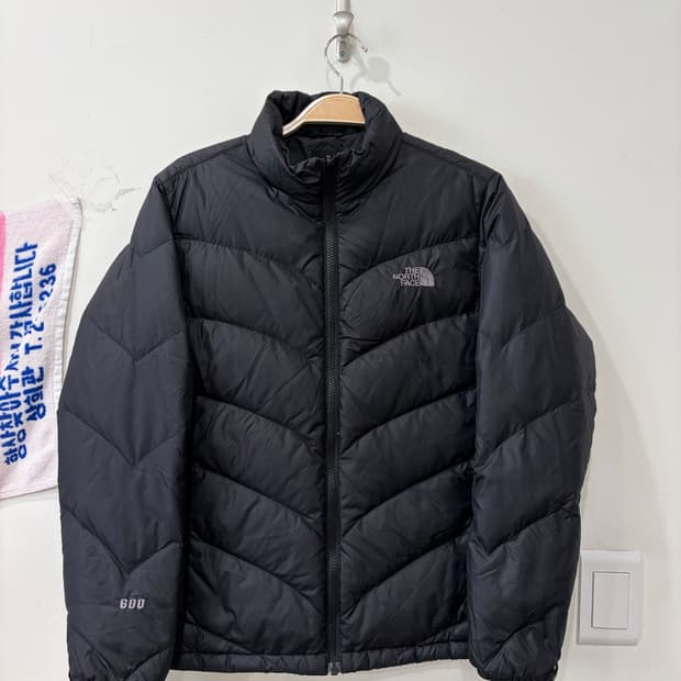 141. 노스페이스 경량패딩