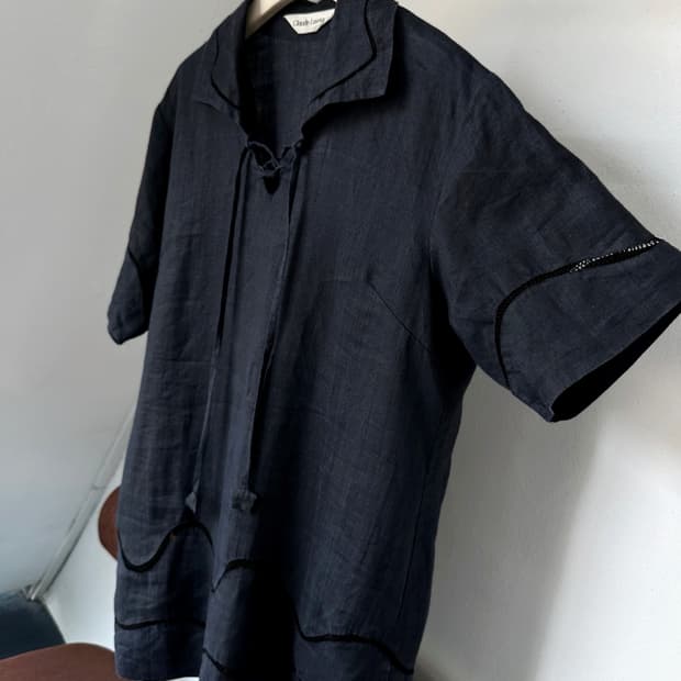 Natural linen design stitch long shirt