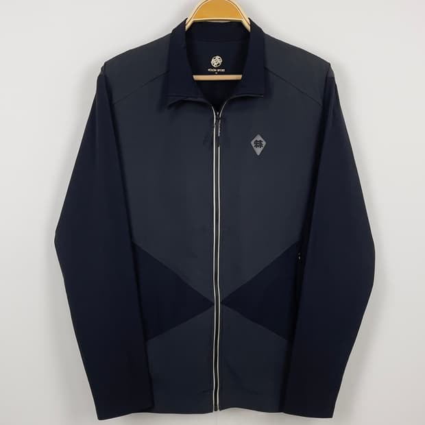 코오롱스포츠 블랙 하이넥 집업 자켓