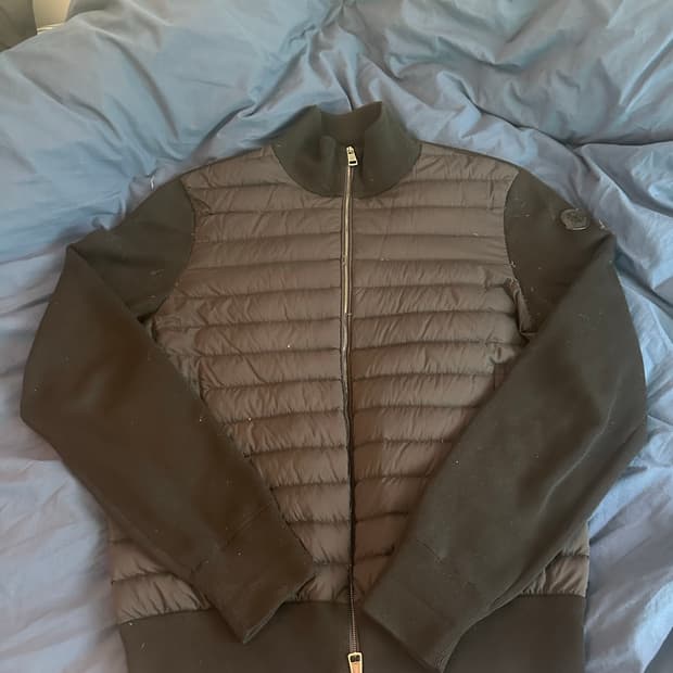 몽클레어 니트패딩 블랙와펜