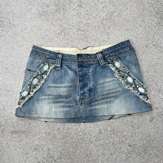 DOROA 비즈 데님 미니 스커트