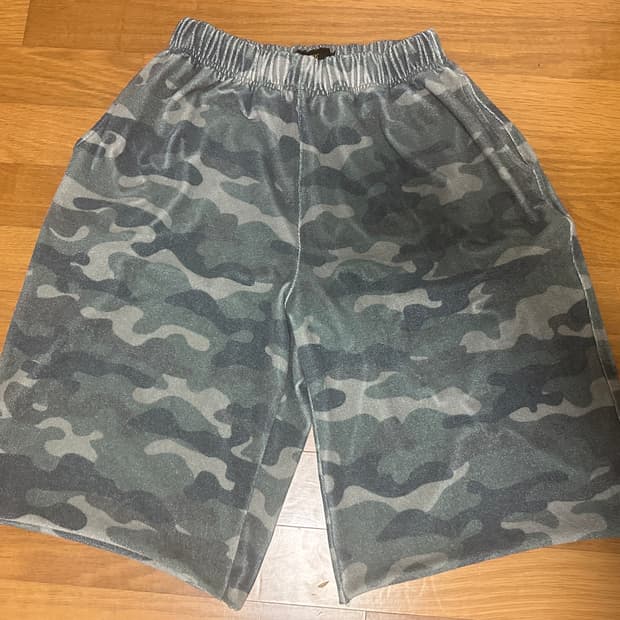 [L] 블랙아웃 카모 테리 쇼츠 반바지