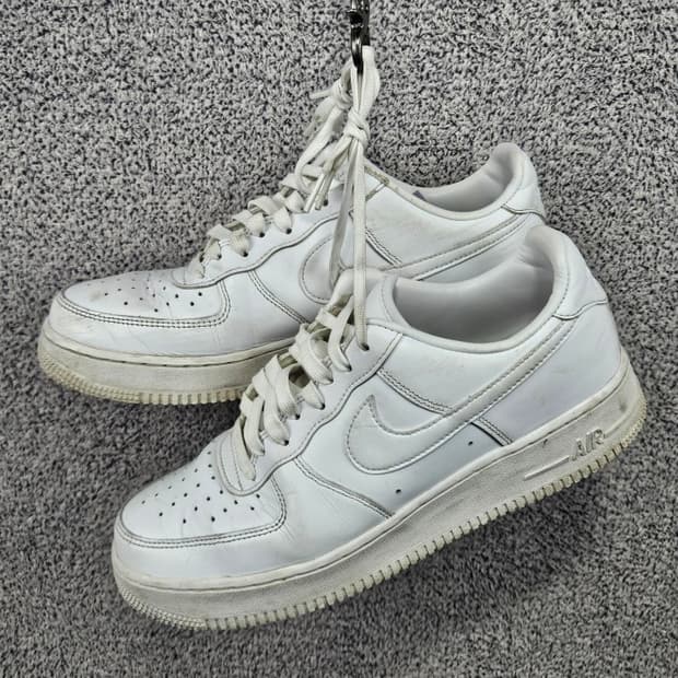 나이키 에어 포스 1'07 로우 스니커즈 ( 275mm ) / 11692