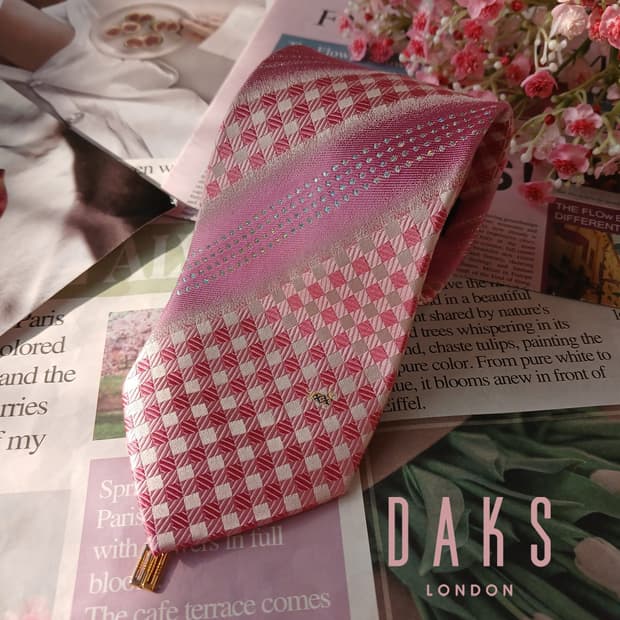 닥스 실크 핑크 패턴 넥타이 8.4cm A등급 A19812
