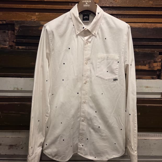 나이키 SB 버튼다운셔츠 