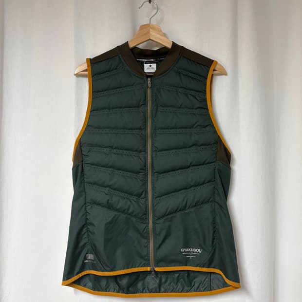 갸쿠소우 15aw 에어로로프트 다운 베스트