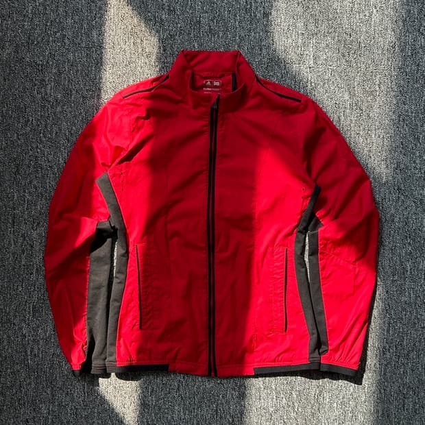 아디다스 레드 트랙 바람막이 집업
