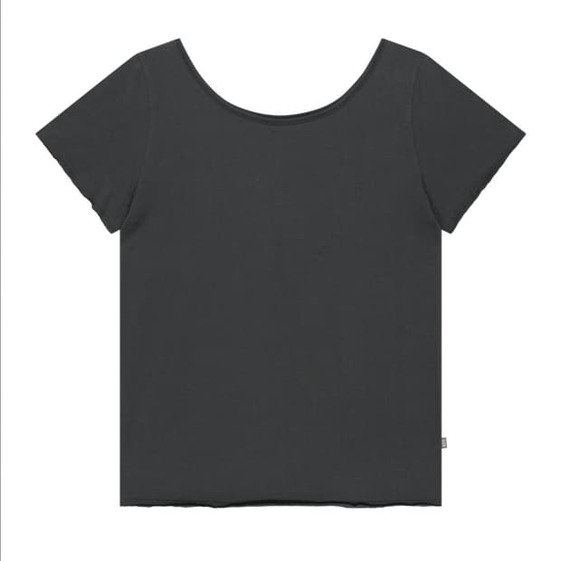 코이세이오038 LOOSE OFF-SHOULDER 반팔 차콜