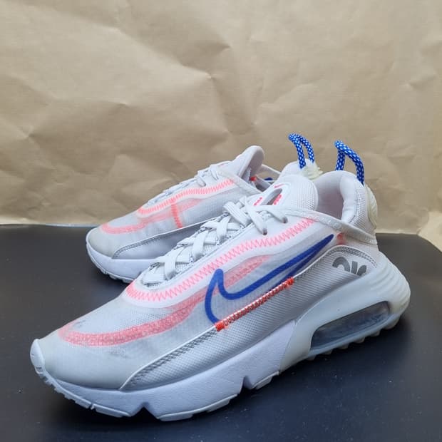 나이키 에어맥스 2090 운동화 225
