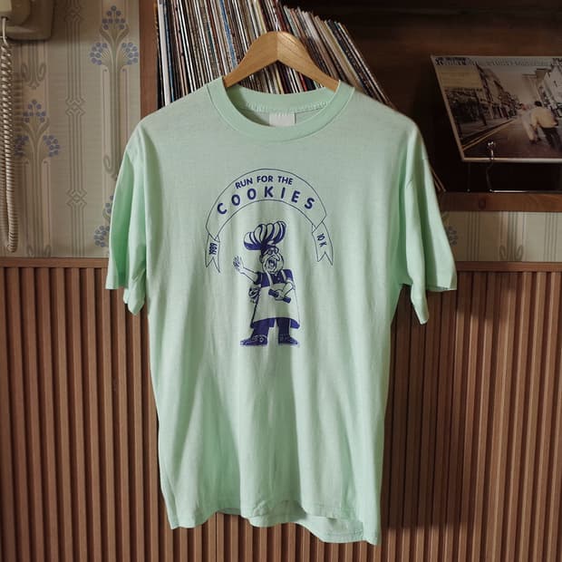 80's "Run for the cookies" T-shirt