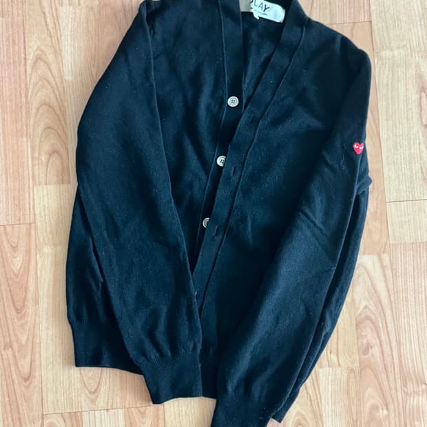 꼼데가르송 울 가디건 블랙 M (미니 와펜)