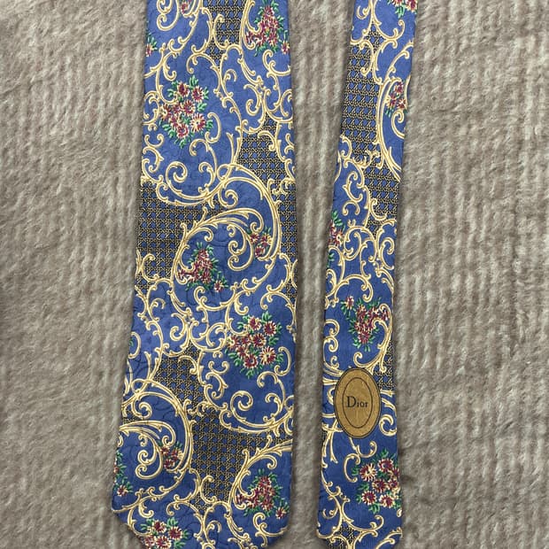 Christian Dior 넥타이