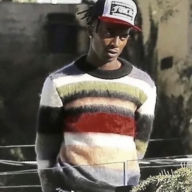 생로랑 모해어 니트