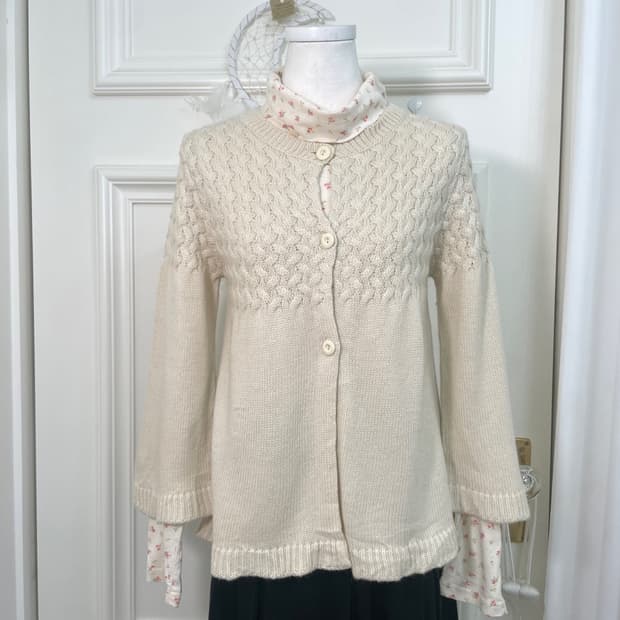 ivory crochet 3button mori cardigan