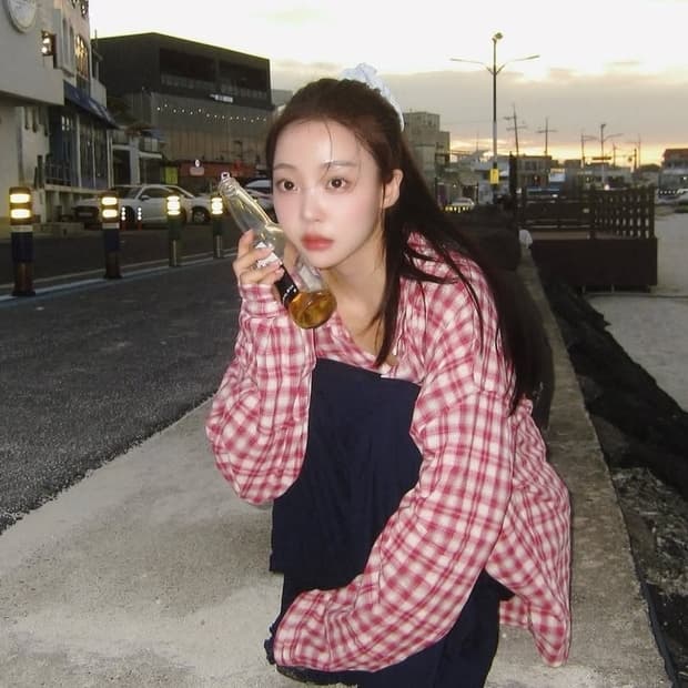 랑거 체크셔츠 곽민경 착용