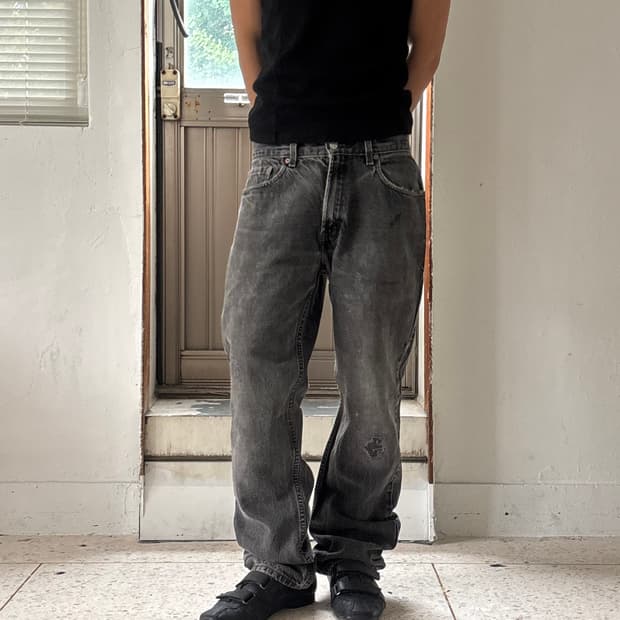Levi’s 505 레귤러핏 블랙 워싱 데님 팬츠