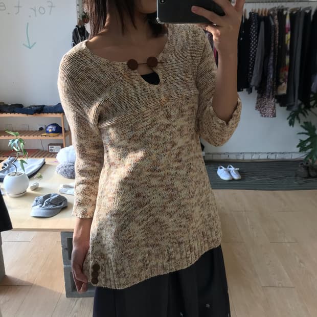 Vintage button knit