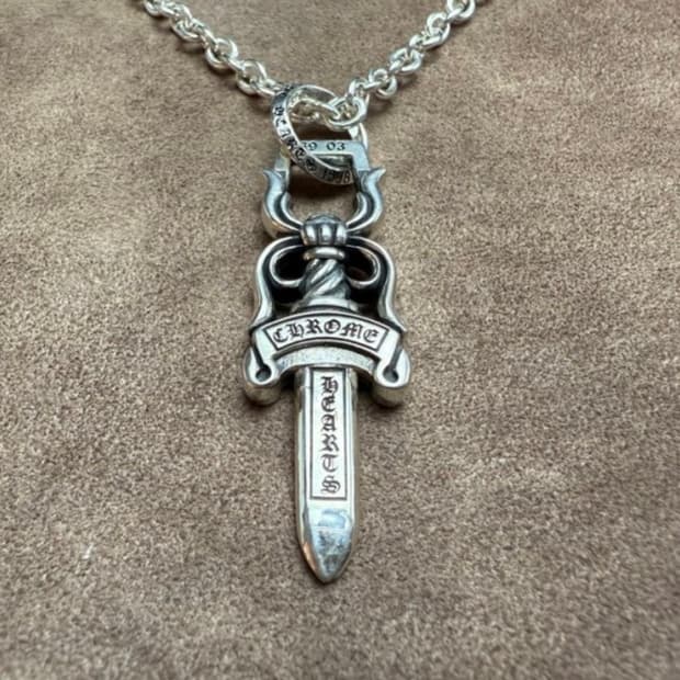 크롬하츠 양면대거 목걸이