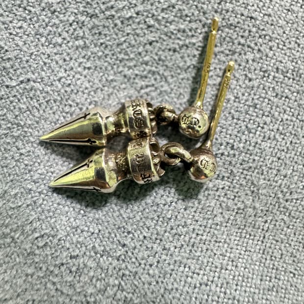 크롬하츠 스파이크 이어링