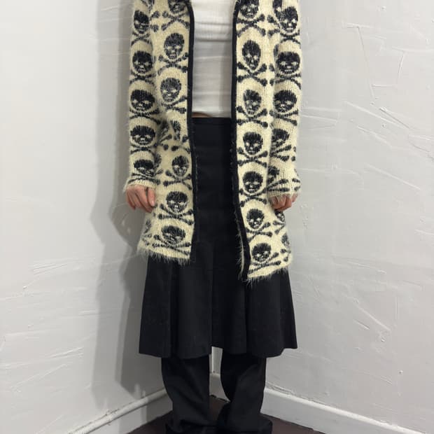 hollywood skull hood cardigan