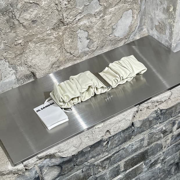 질샌더 크림 게더 레더 벨트