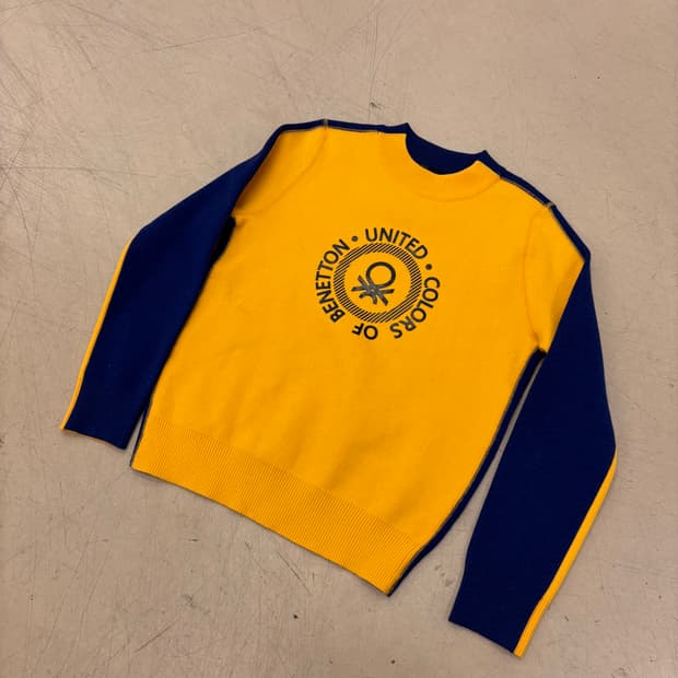 베네통 투톤 빅로고 니트