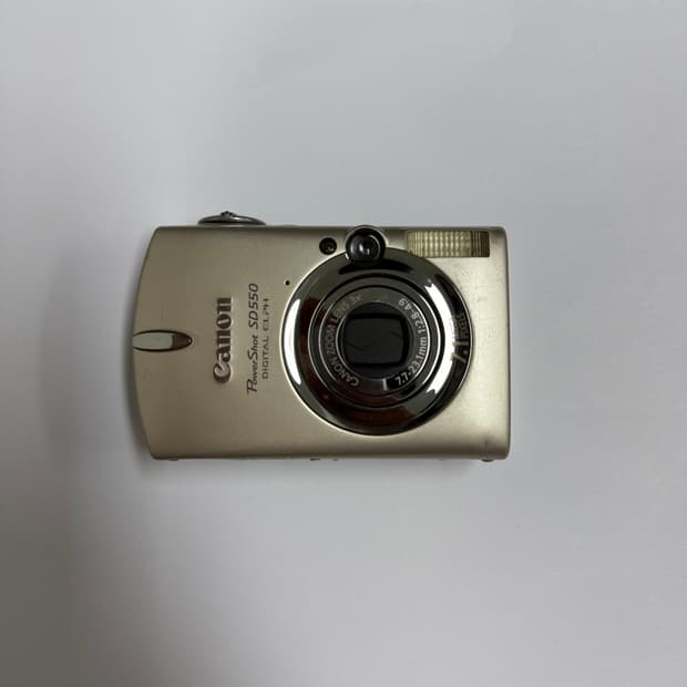 캐논 IXY 700 / IXUS 750 / SD 550 (익시, 익서스)